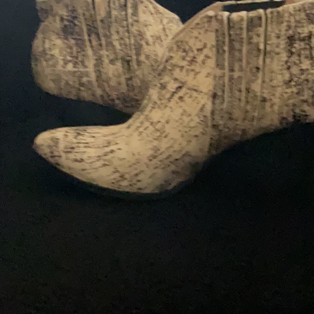 Splendid Patterned Ankle Boots